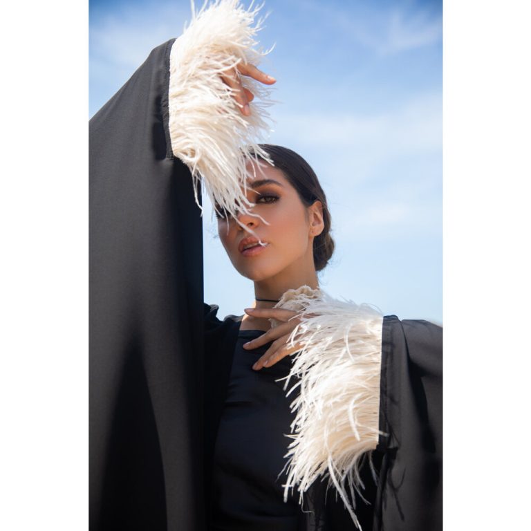 Tüylü Yarasa Abaya