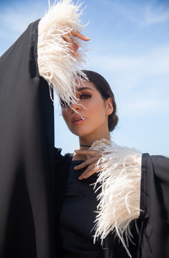 Tüylü Yarasa Abaya